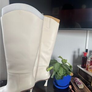Elegant White Leather Women's Boots